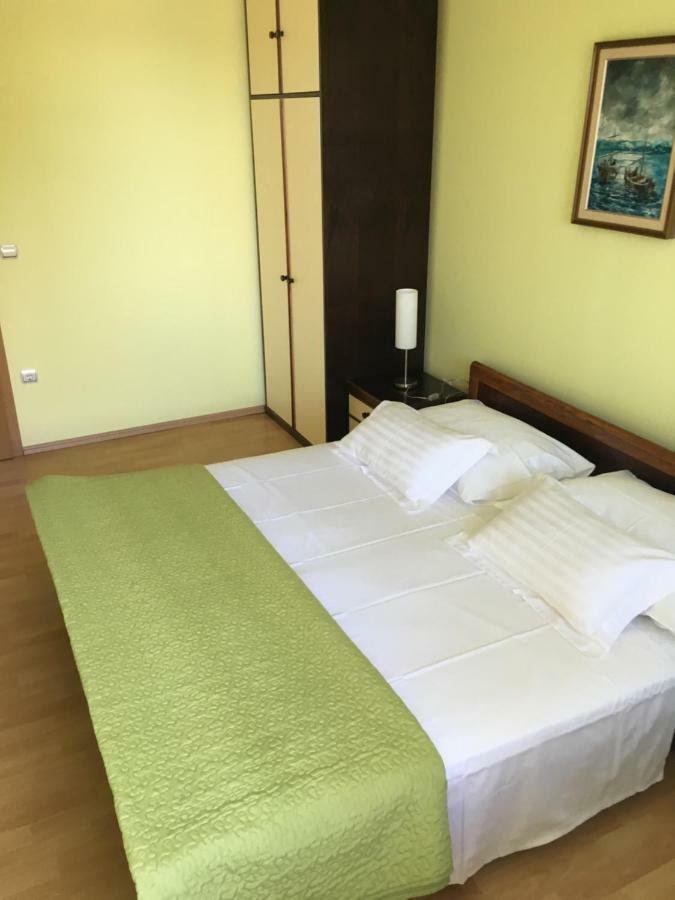 Appartement Apartman Tatjana à Podgora Extérieur photo